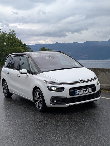 Citroen Grand C4 Picasso 7 of 30