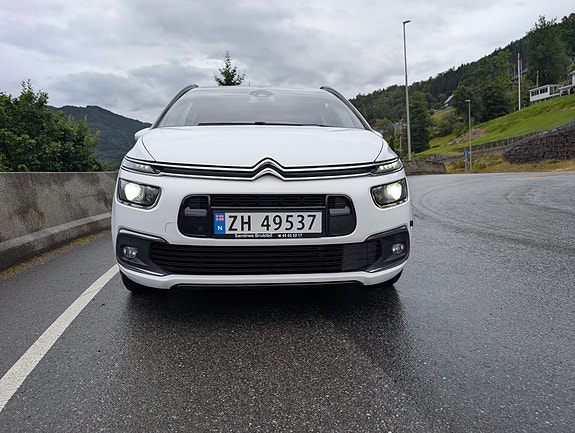 Citroen Grand C4 Picasso 9 of 30