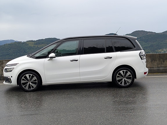 Citroen Grand C4 Picasso 8 of 30
