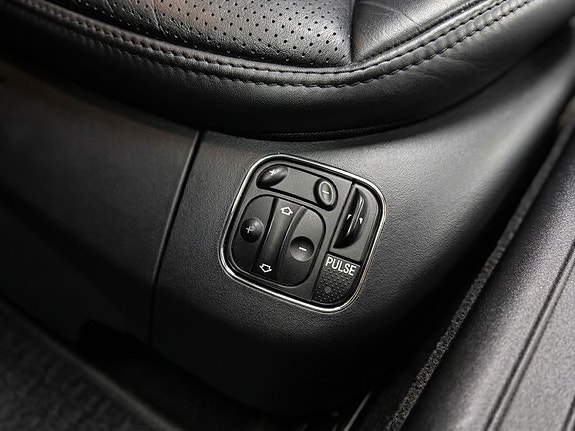 Mercedes-Benz SL55 13 of 26