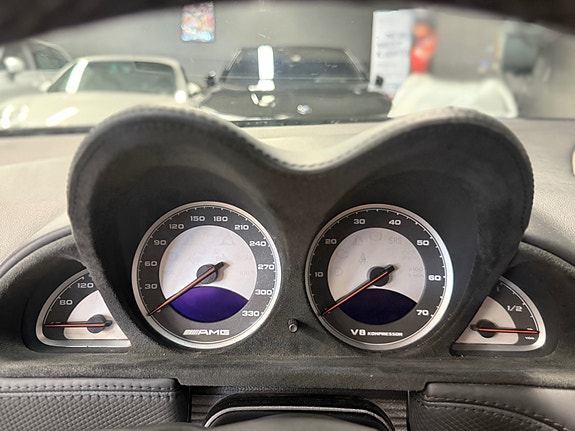 Mercedes-Benz SL55 19 of 26