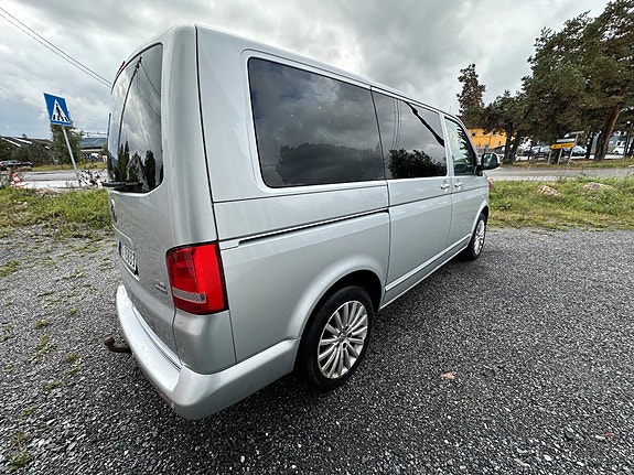 Volkswagen Multivan 6 of 29