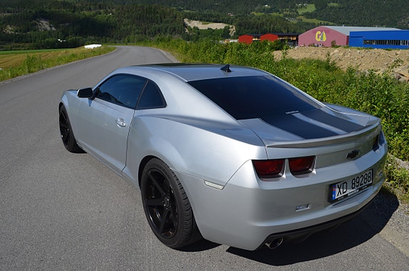 Chevrolet Camaro 8 of 13