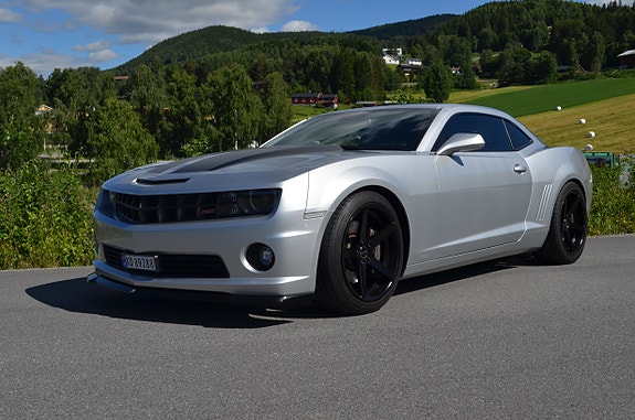 Chevrolet Camaro 2 of 13