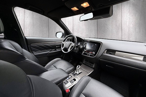 Mitsubishi Outlander 12 of 22