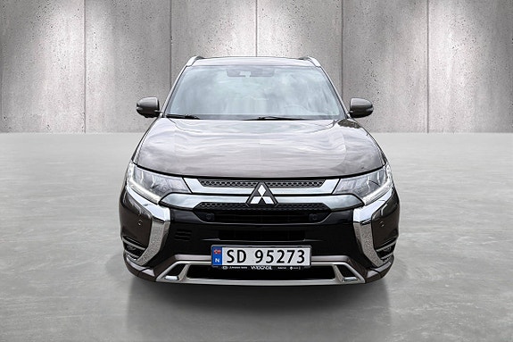 Mitsubishi Outlander 2 of 22