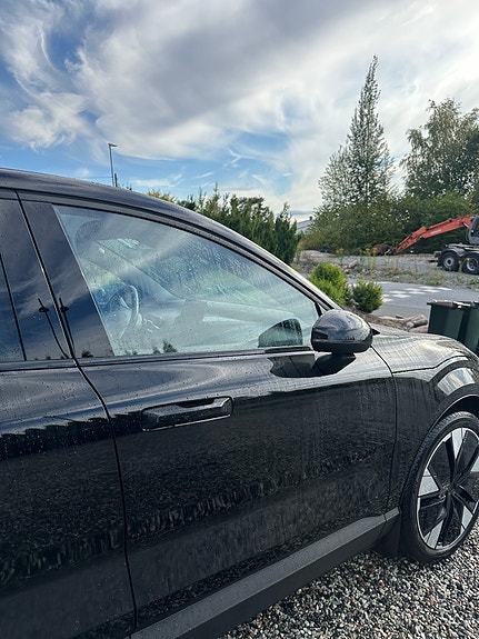 Volvo EX30 23 of 30