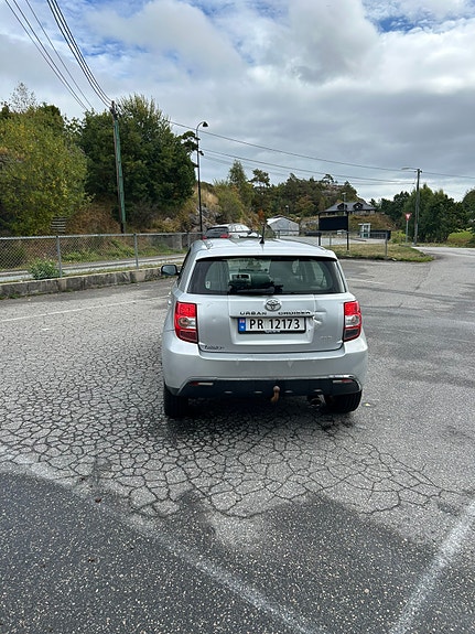 Toyota Urban Cruiser 3 of 8