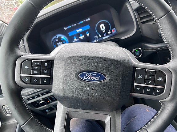 Ford F-150 26 of 30
