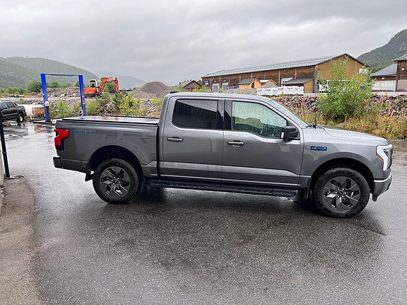 Ford F-150 8 of 30