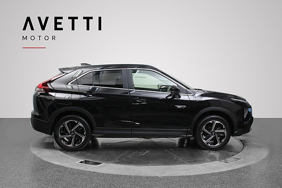 Mitsubishi Eclipse Cross 4 of 30