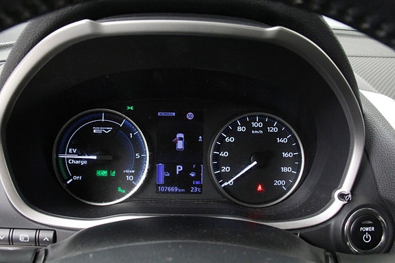 Mitsubishi Eclipse Cross 25 of 30