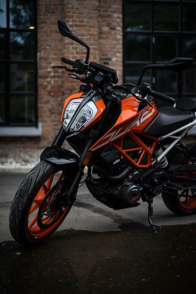 KTM 390 Duke 3 of 4
