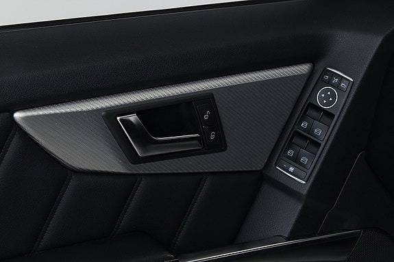Mercedes-Benz GLK220 21 of 30