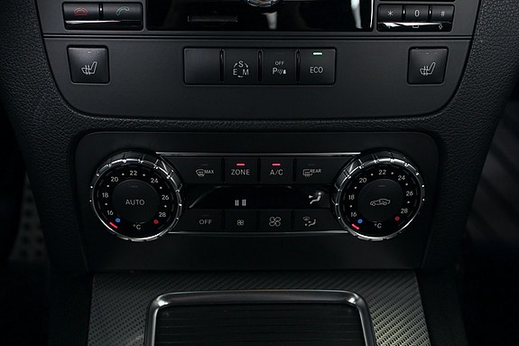 Mercedes-Benz GLK220 25 of 30