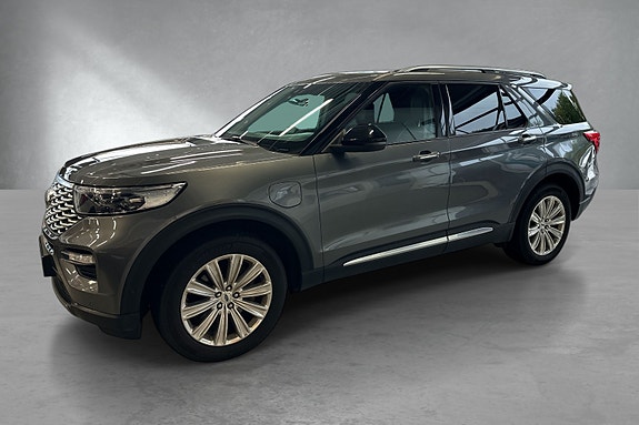 Ford Explorer 2 of 15