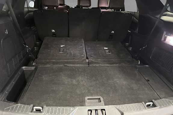 Ford Explorer 13 of 13