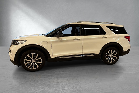 Ford Explorer 4 of 13