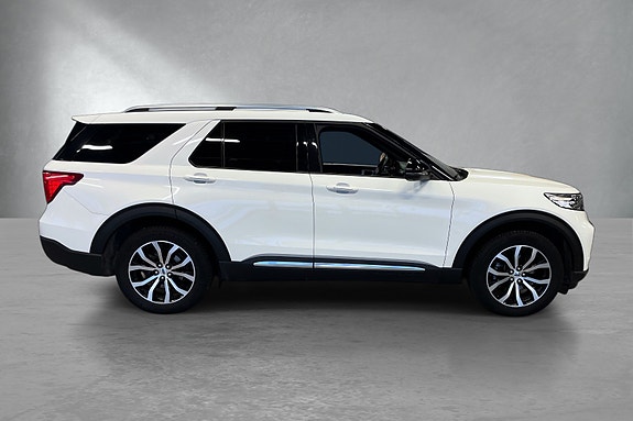 Ford Explorer 5 of 13