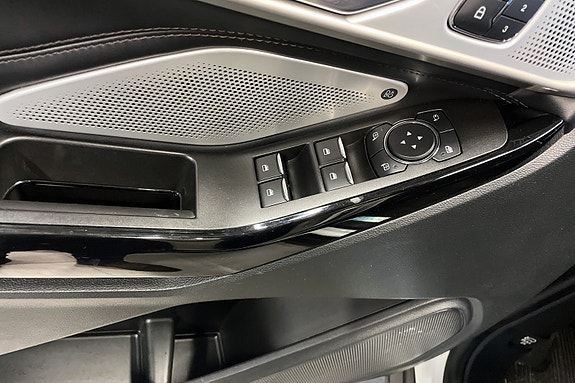 Ford Explorer 13 of 13