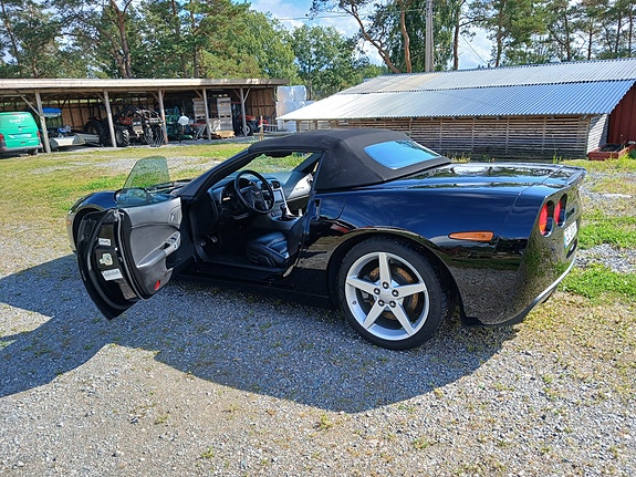 Chevrolet Corvette 3 of 20