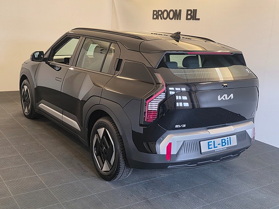 Kia EV3 6 of 30