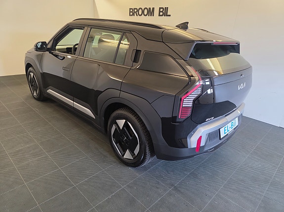 Kia EV3 5 of 30