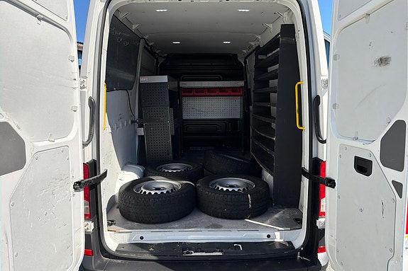 Volkswagen Crafter 18 of 20
