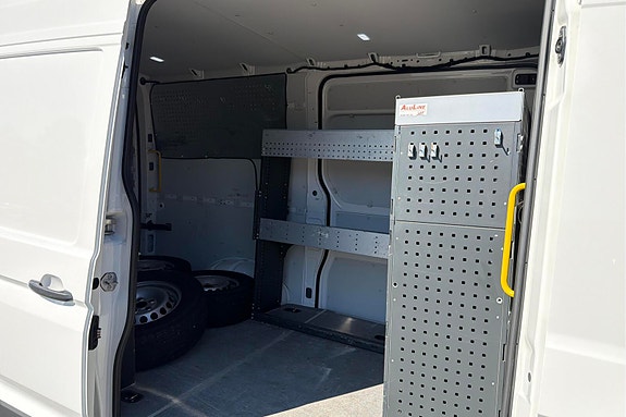 Volkswagen Crafter 17 of 20
