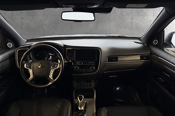 Mitsubishi Outlander 15 of 16
