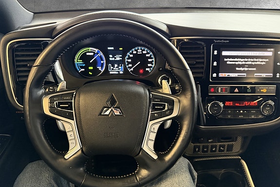Mitsubishi Outlander 5 of 16