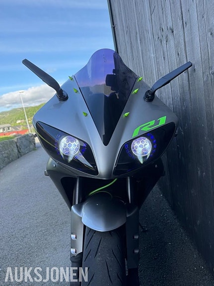 Yamaha YZF-R1 11 of 11