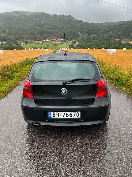 BMW 116i 5 of 23