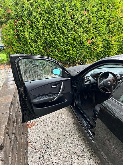 BMW 116i 11 of 23