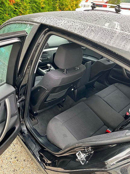 BMW 116i 18 of 23