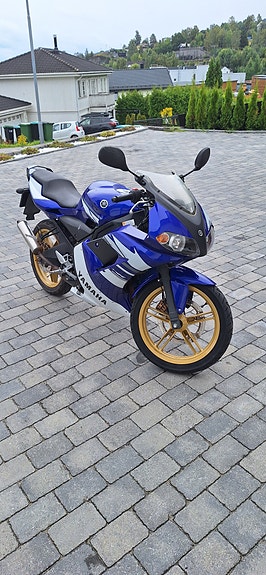 Yamaha TZR 50 8 of 18