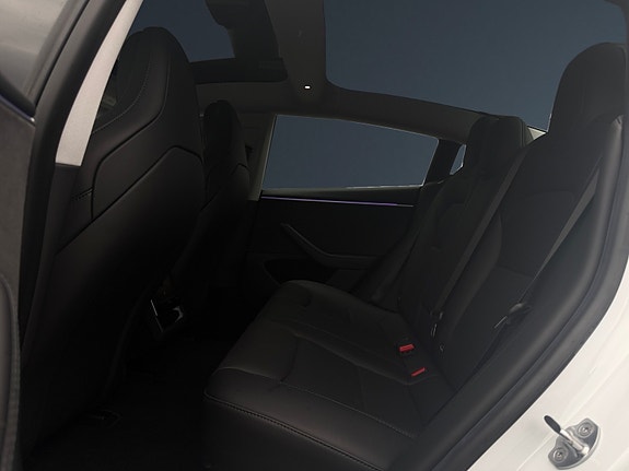 Tesla Model 3 12 of 25