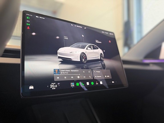 Tesla Model 3 16 of 25