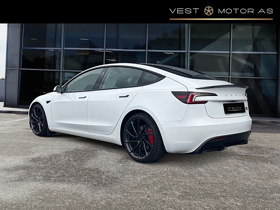 Tesla Model 3 5 of 25