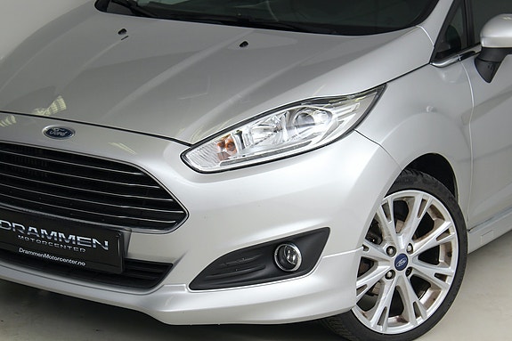 Ford Fiesta 5 of 30