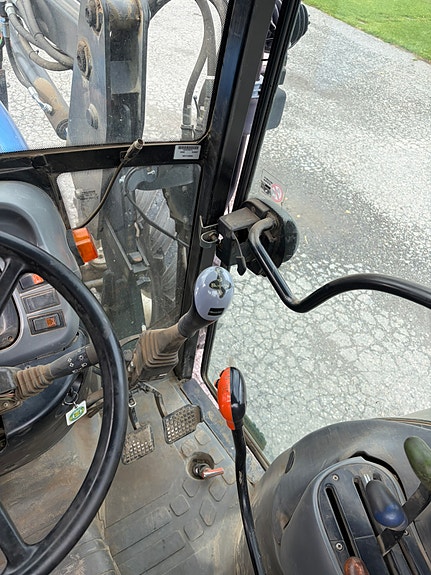 New Holland Tn75da 15 of 21