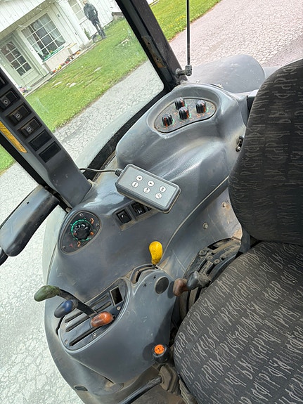 New Holland Tn75da 14 of 21