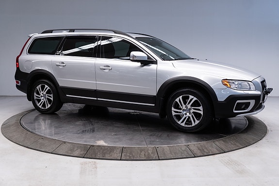 Volvo XC70 14 of 30