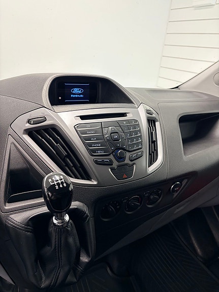 Ford Transit Custom 20 of 24