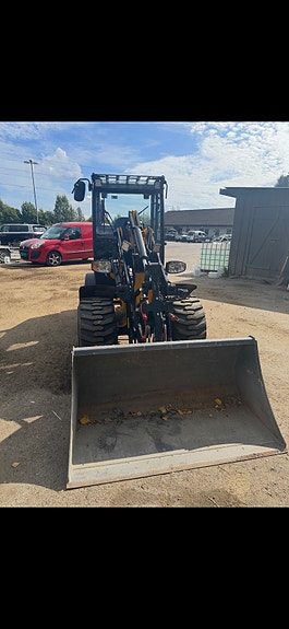 JCB 403 11 of 19