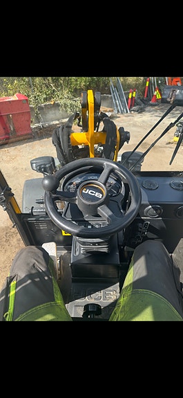 JCB 403 9 of 19