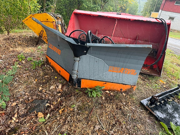 JCB 403 17 of 19