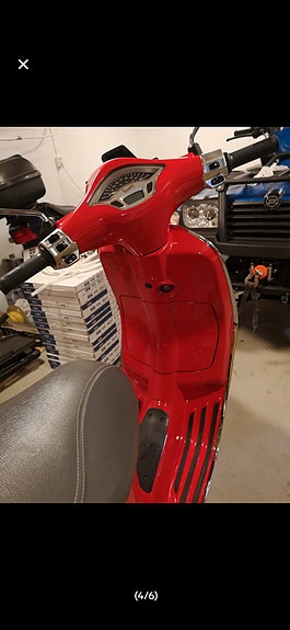 Vespa Primavera 50 4 of 7