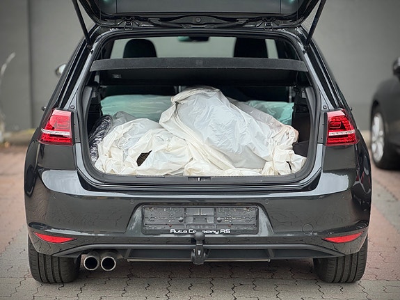 Volkswagen Golf VII 9 of 16