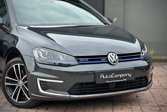 Volkswagen Golf VII 2 of 16